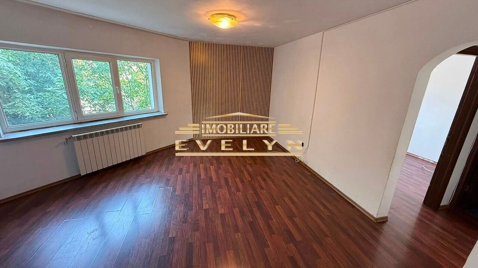 Apartament 3 camere – Strada Săvenilor | Etaj 2 | De închiriat sau vânzare - Poză 2