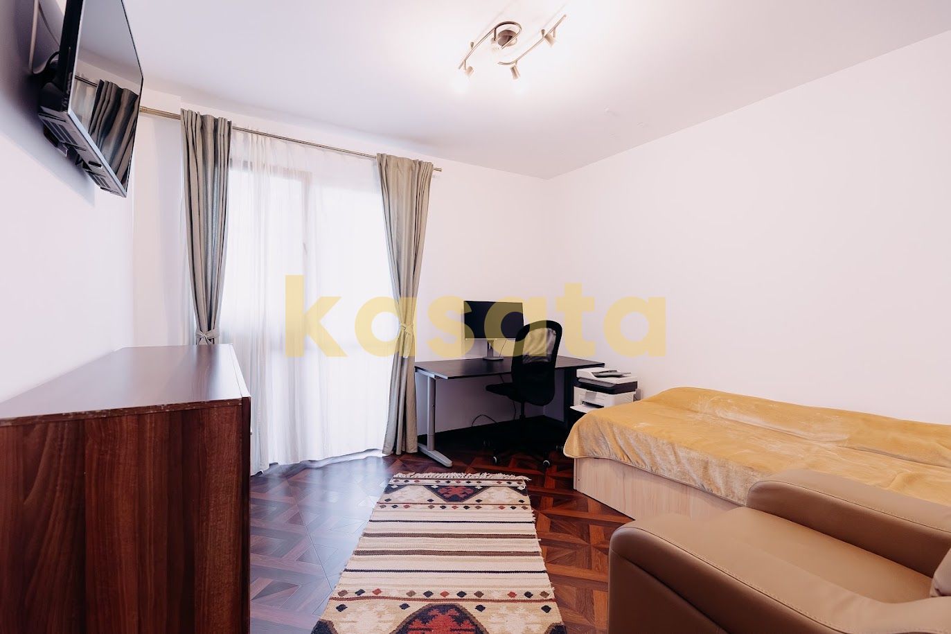 2 camere, renovat, etaj 7 – vedere panoramică către Lacul IOR - Poză 4