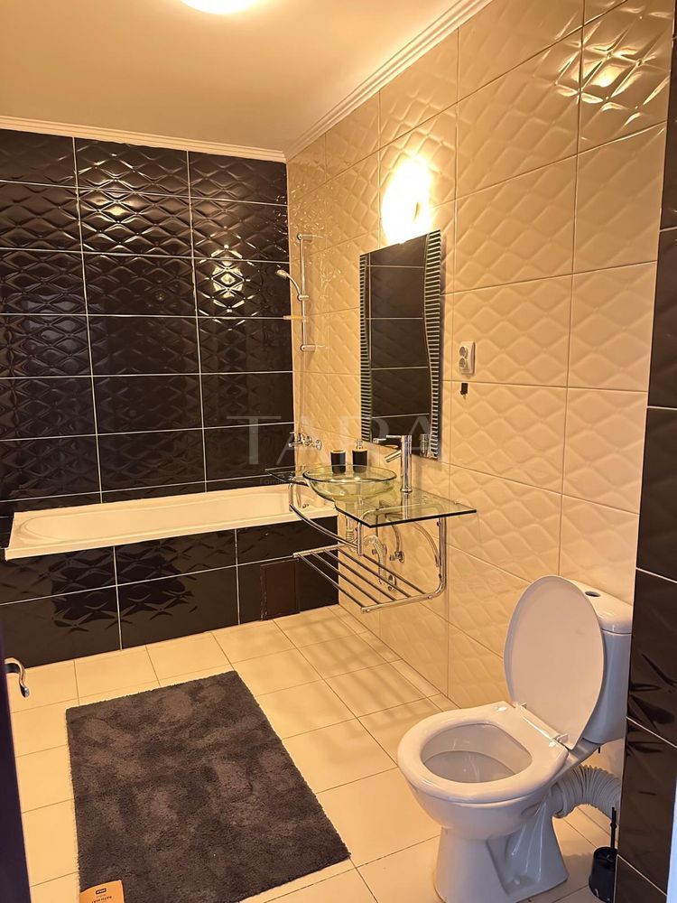 Apartament de vânzare cu 2 camere, balco, parcare, zona Stadionului. - Poză 5