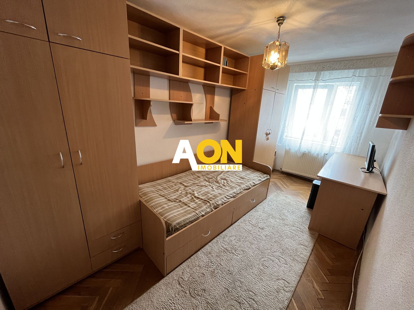Apartament cu 3 Camere, Etaj Intermediar, Zona Cetate - Poză 6