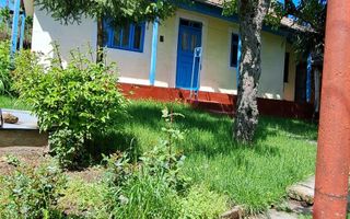 Casă tradițională în sat Bohotin, comuna Răducăneni – 40.000 EUR - Poză 1