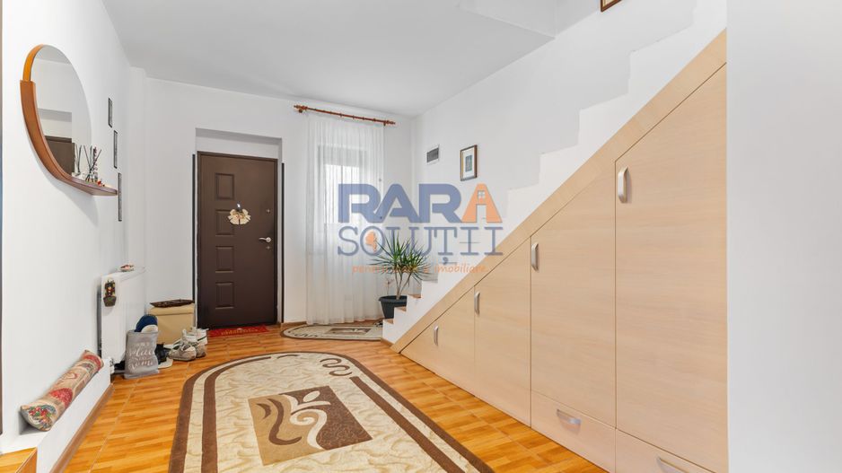 Casă cu 3 dormitoare și 2600 mp teren - Poză 8