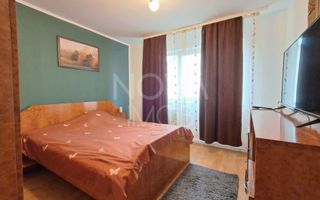 Apartament de inchiriat 3 camere etajul 4, cu lift,  Zona Vasile Aaron - Poză 8