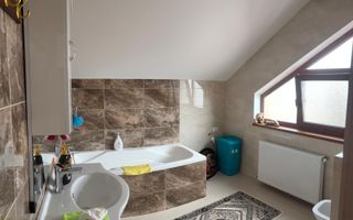 Casă nouă | 800 mp teren | liniște + spațiu | Izvor Brașov - Poză 10