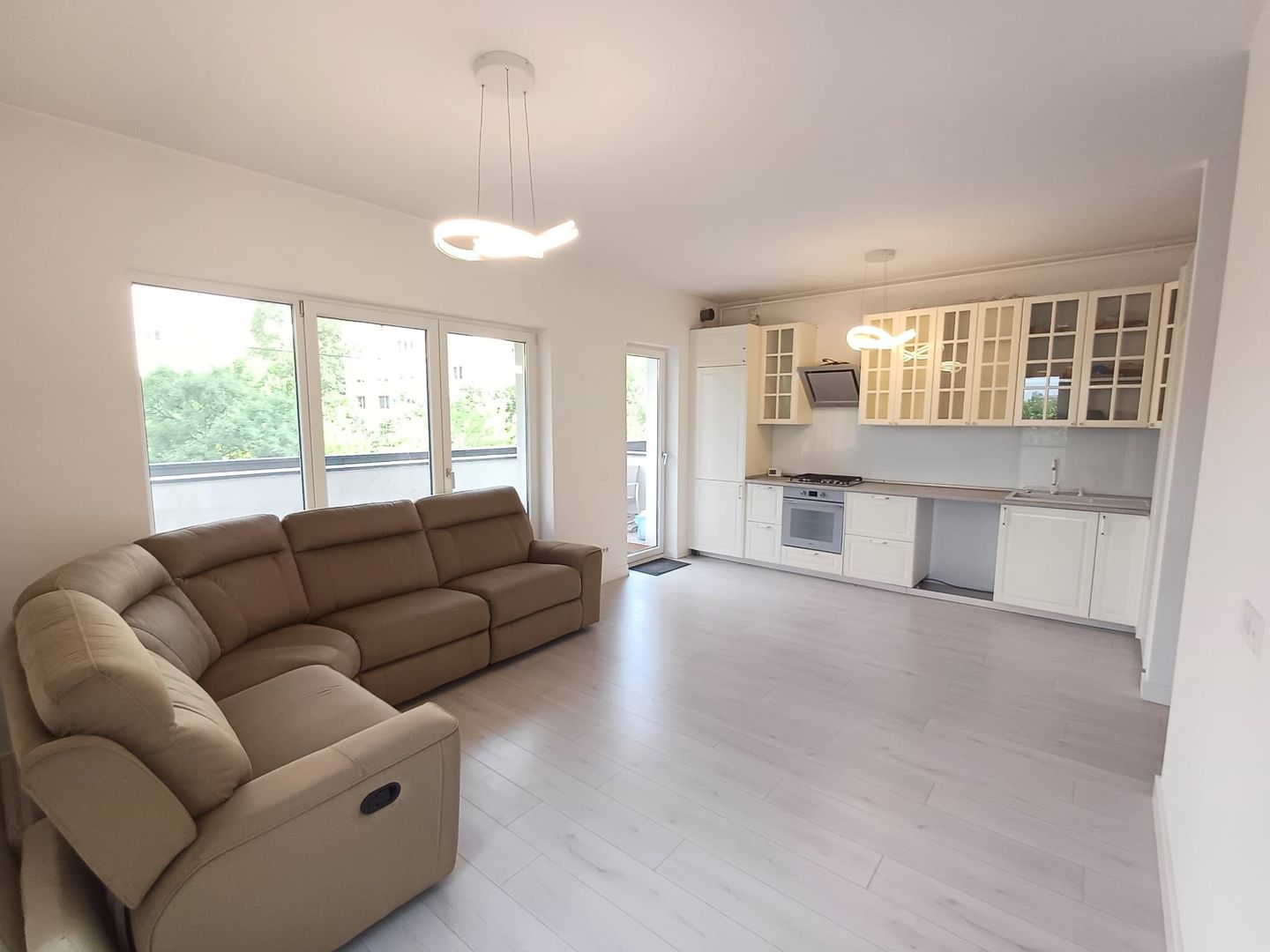 Apartament 3 camere Central District Fizicienilor Camil Ressu I.O.R. - Poză 4