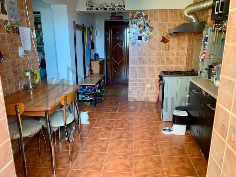 Apartament 3 camere, ultracentral, Iași – 71 mp, balcon și logie - Poză 7