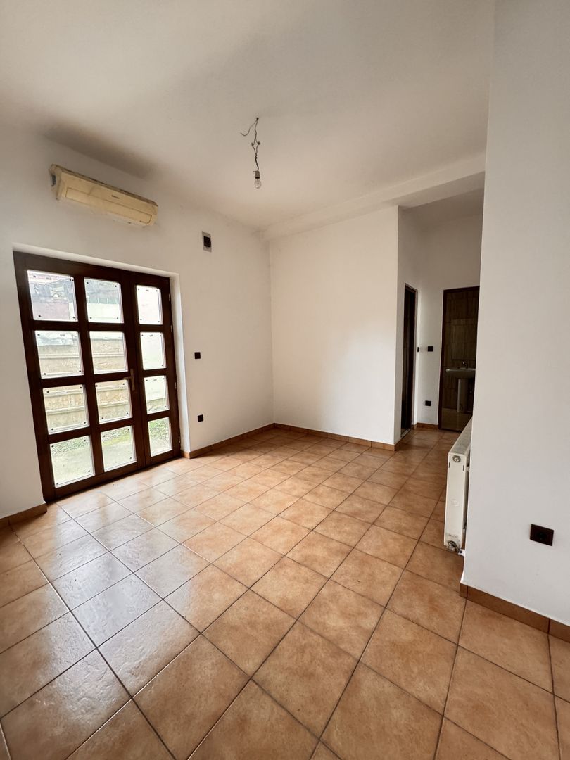 Spațiu comercial de închiriat – Ultracentral, Oradea – 203 mp utili – - Poză 4