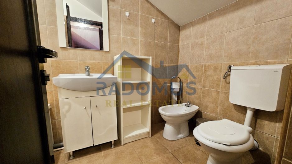 Vilă spațioasă, central, ideală pentru activități comerciale/birouri - Poză 24