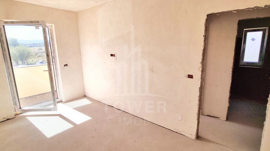 De Vânzare - Apartament 3 camere - Etaj 1 - Poză 6