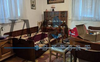 Casa ,curte și gradina.Teren cu 2700 mp. - Poză 3