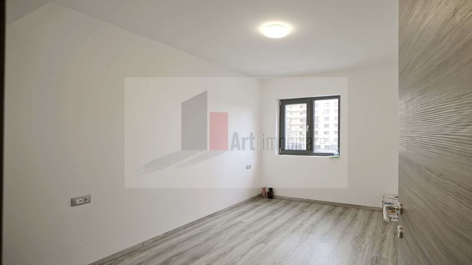 3 camere bloc nou Intrarea Monolitului - Poză 8