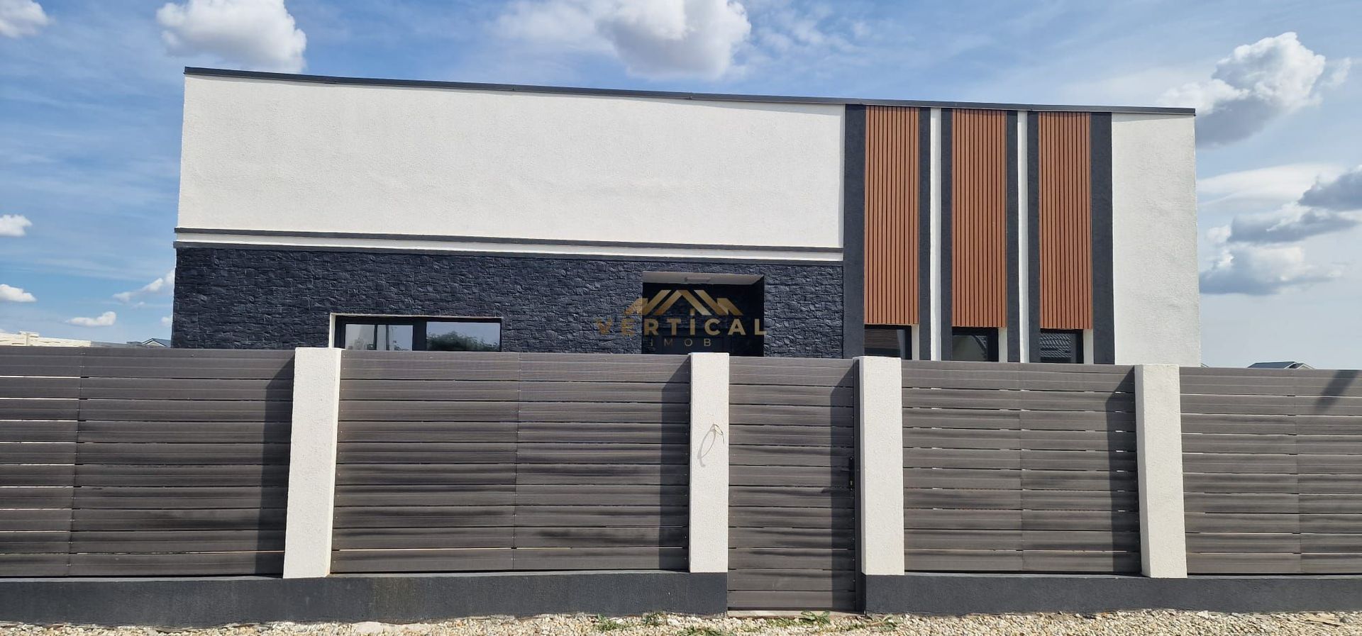 Casă Parter în Comuna Berceni - Poză 2