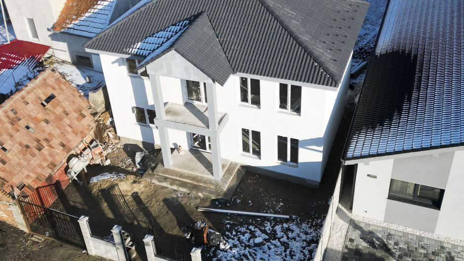 Casă cu teren în Gai - Poză 5