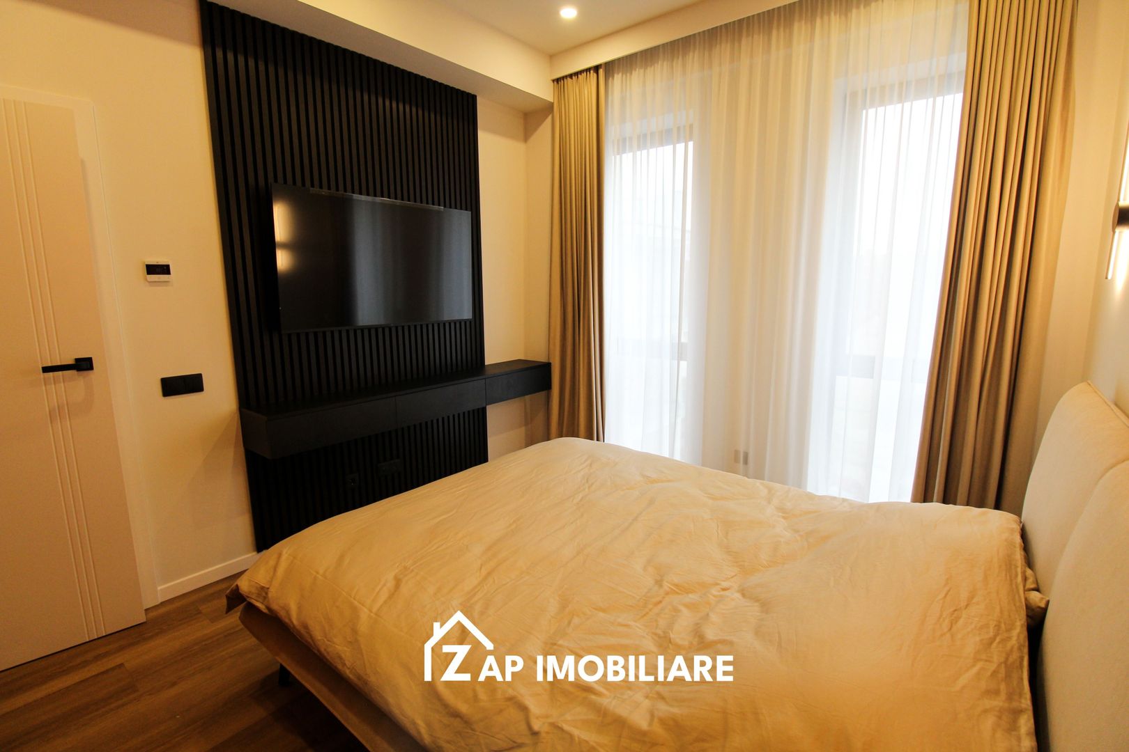 Apartament lux Arossa Center ultracentral parcare subterana - Poză 7
