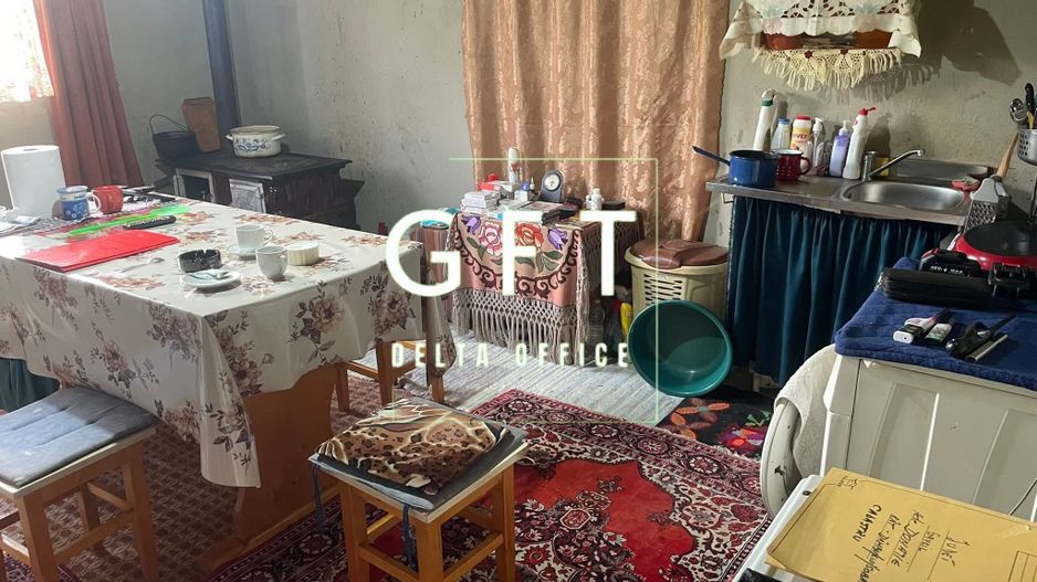 CASA DE VANZARE+ANEXA + TEREN - Poză 8