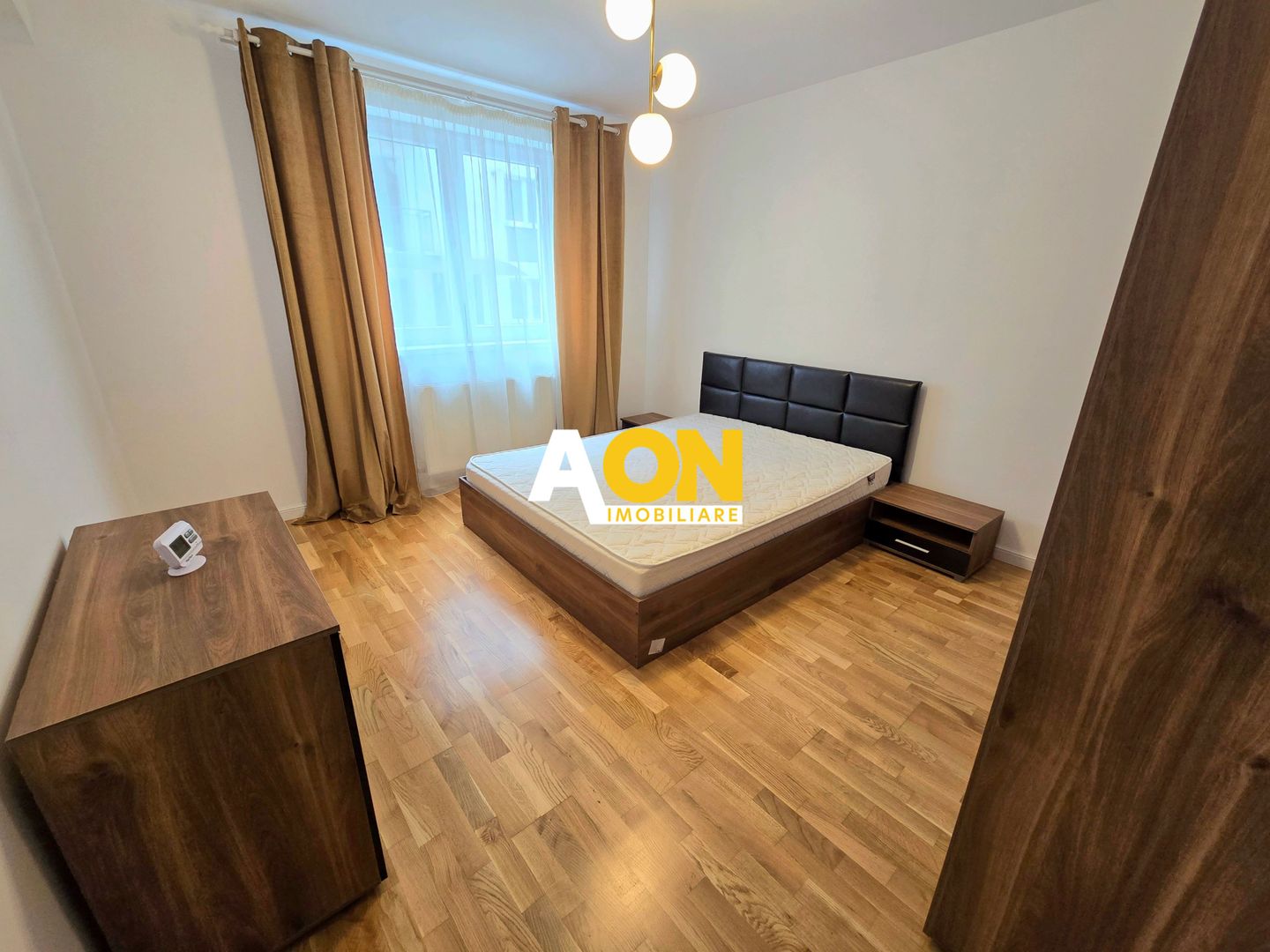 Apartament cu 2 Camere, Decomandat, Complet Mobilat, Zona Cetate - Poză 5