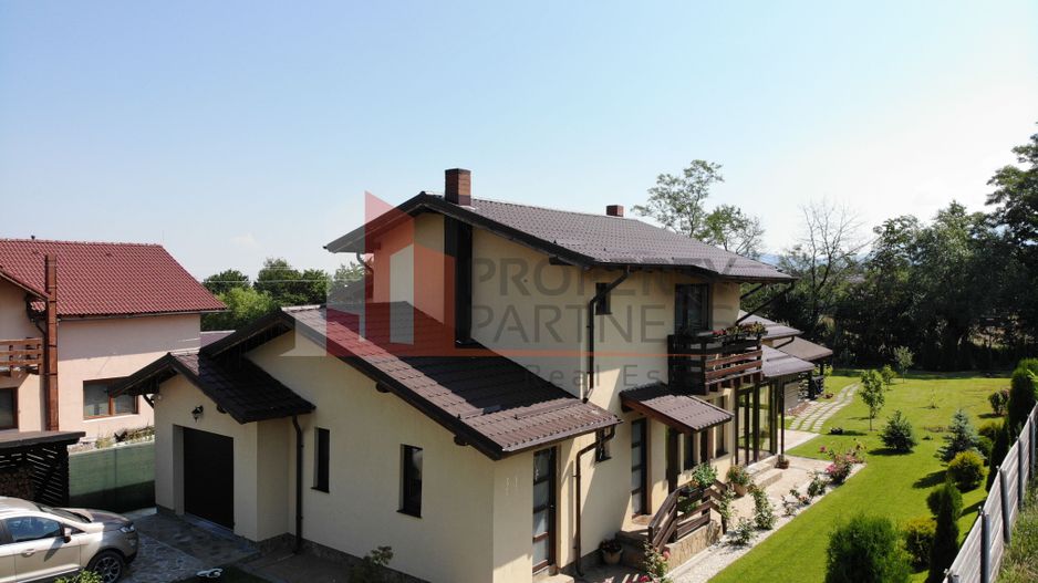 Casă la cheie, complet mobilatā si utilata in Bran-Sohodol - Poză 2