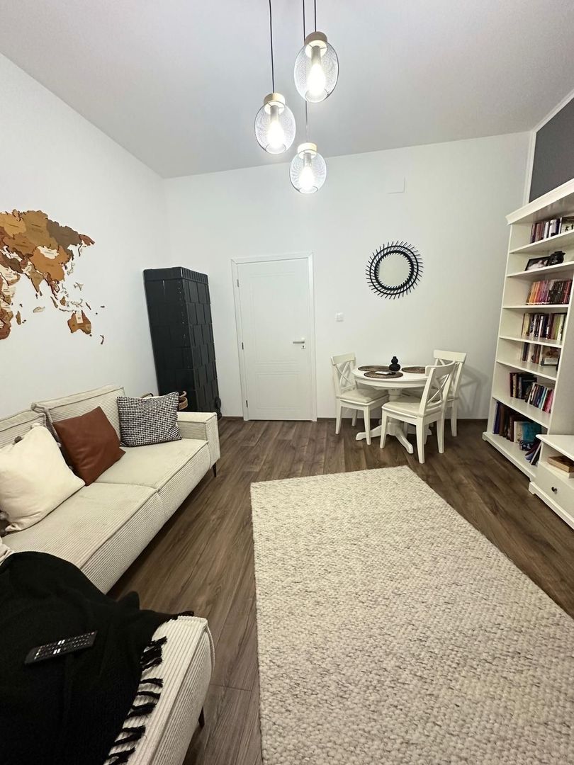 Imobil cu destinatii multiple- 6 apartamente - Poză 39