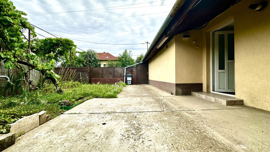 Casa individuală de închiriat - Dumbrăvița Central - Poză 11