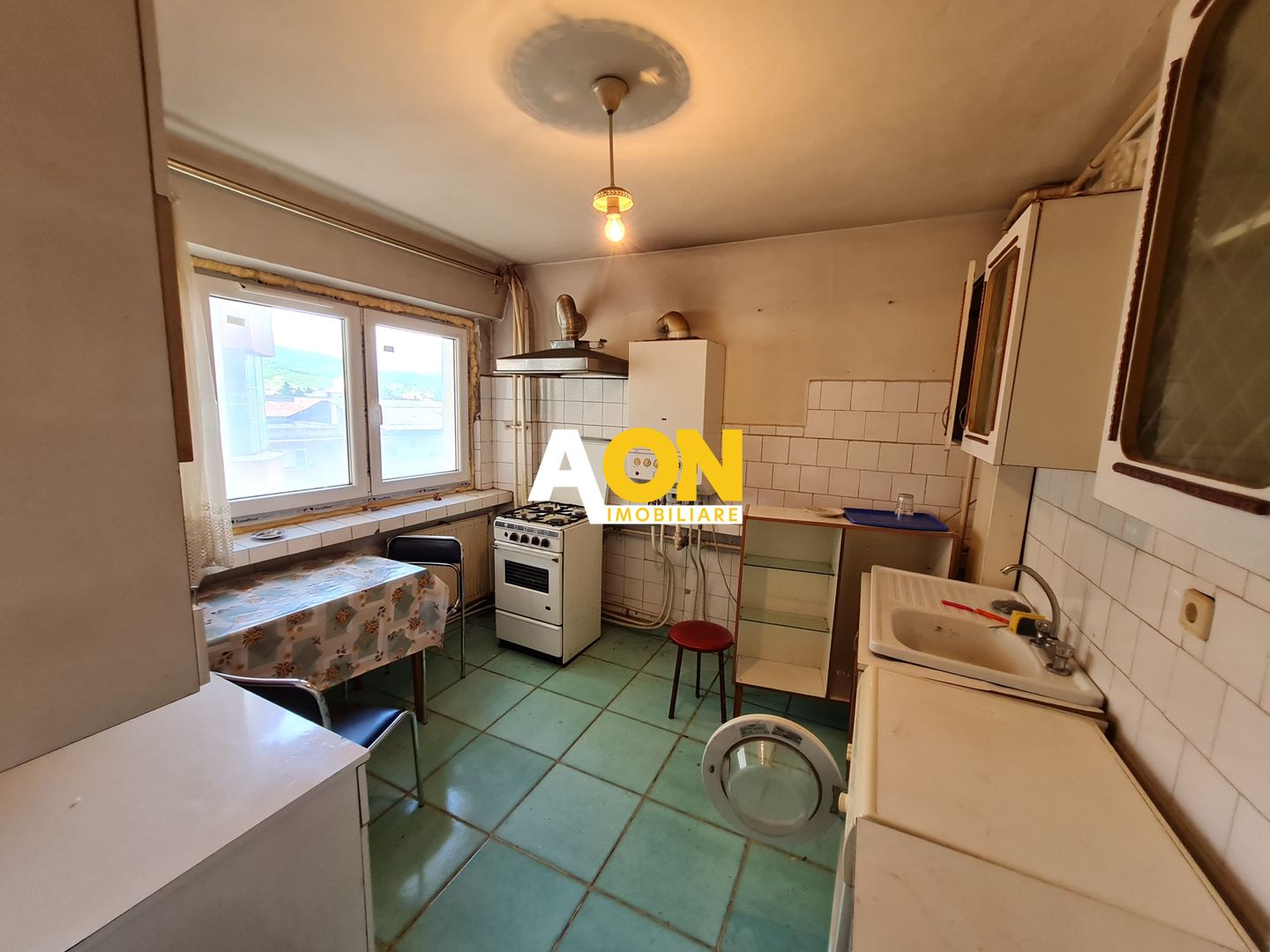 Apartament 4 Camere, Etaj 3, Decomandat, Zona Parc Cetate - Poză 8