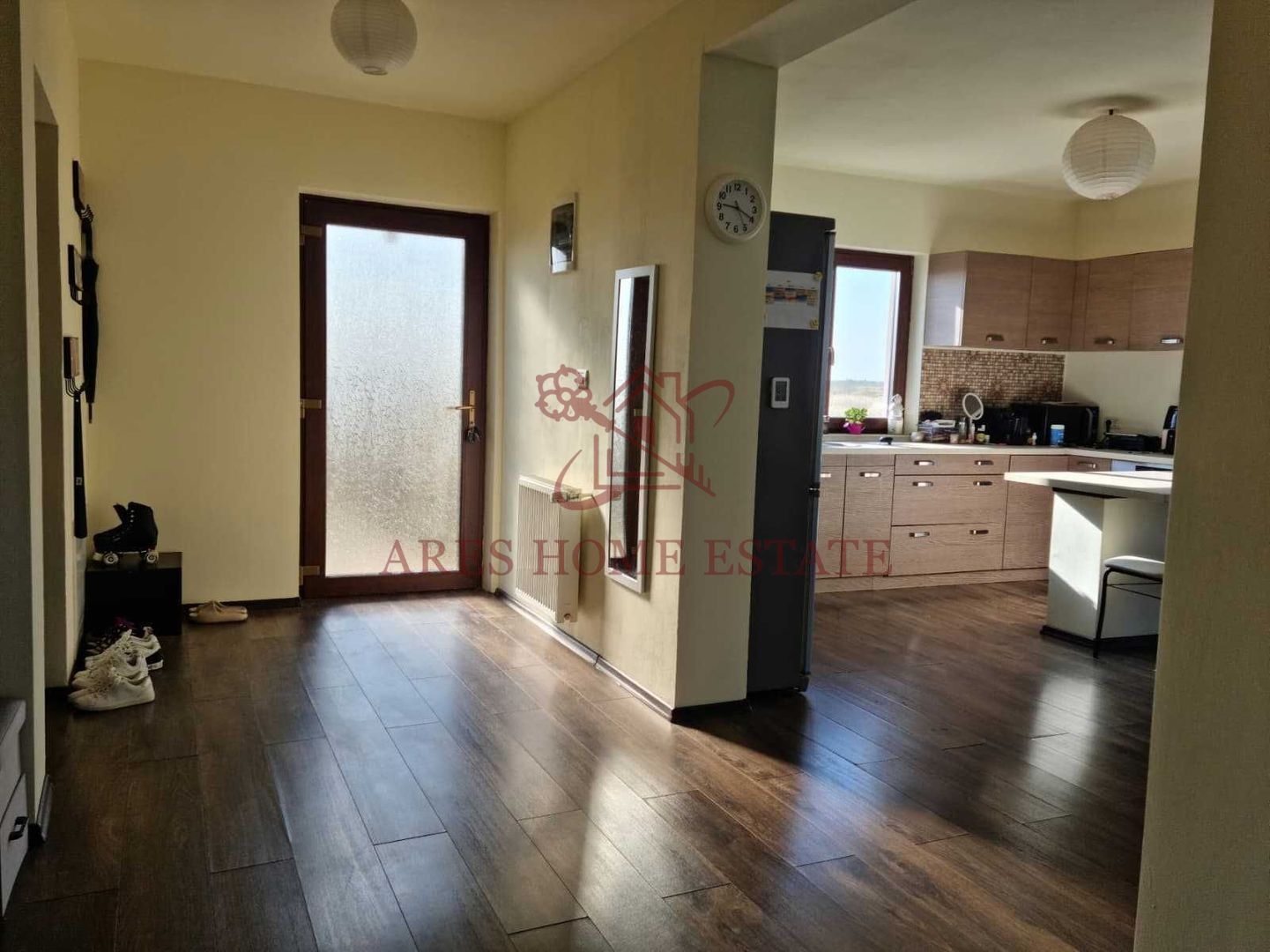 Casa individuala cu teren generos | Mosnita Noua aproape de centura - Poză 3