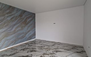 Casa 3  camere INTABULATA 70 mp.  Bucium Visan 140000 euro - Poză 3