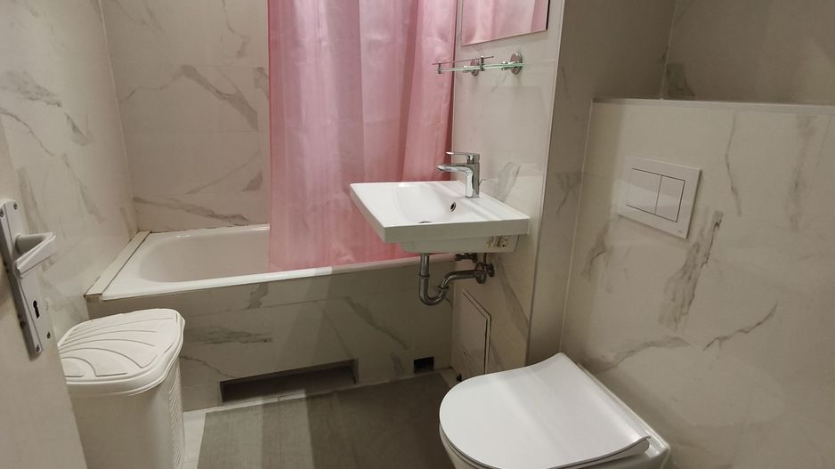 Apartament 4 camere | 2 băi | zona Cornișa parter inalt - Poză 4