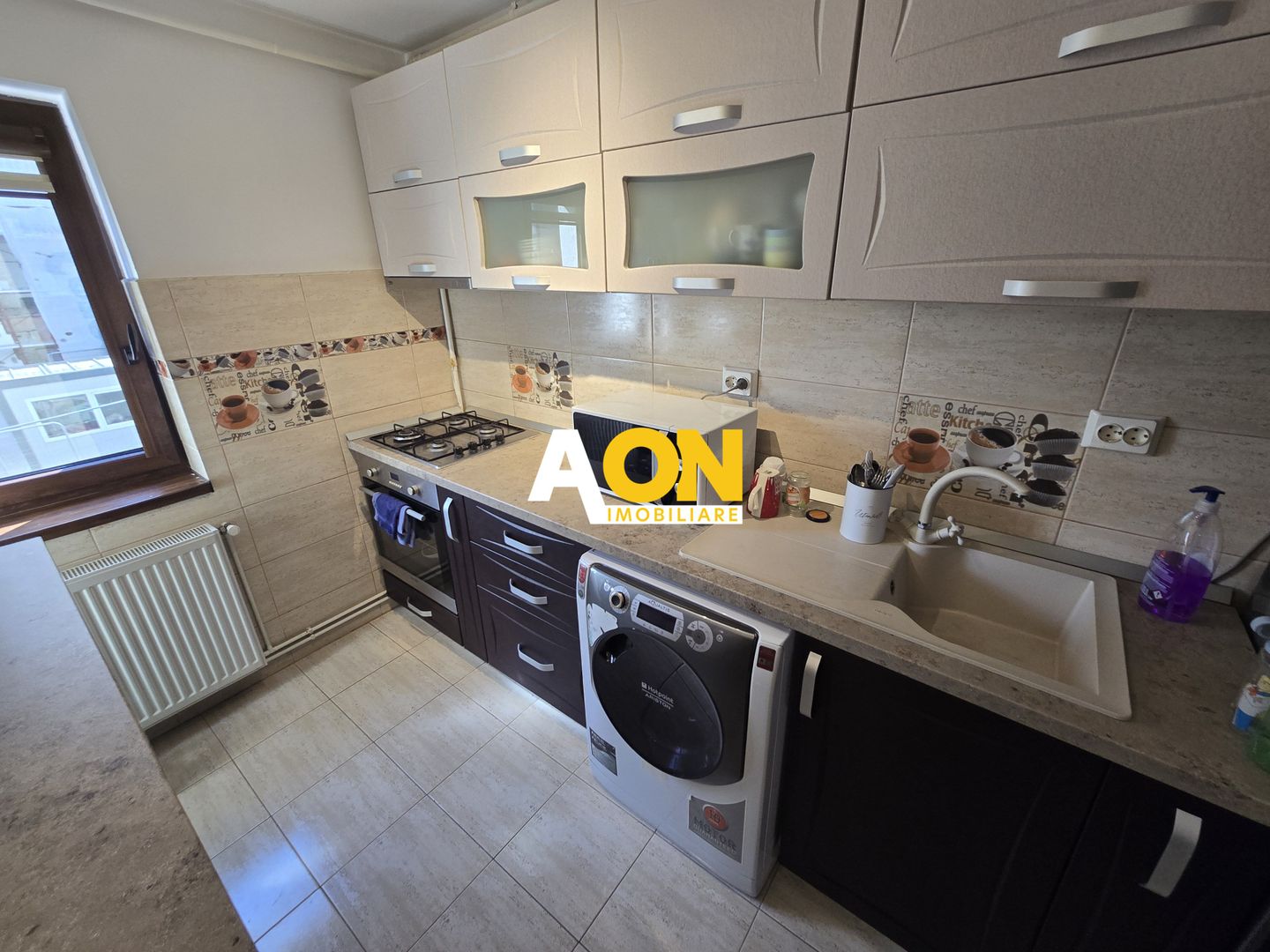 Apartament 2 Camere, Etaj 1, Zona Cetate, Complet Renovat si Utilat - Poză 12