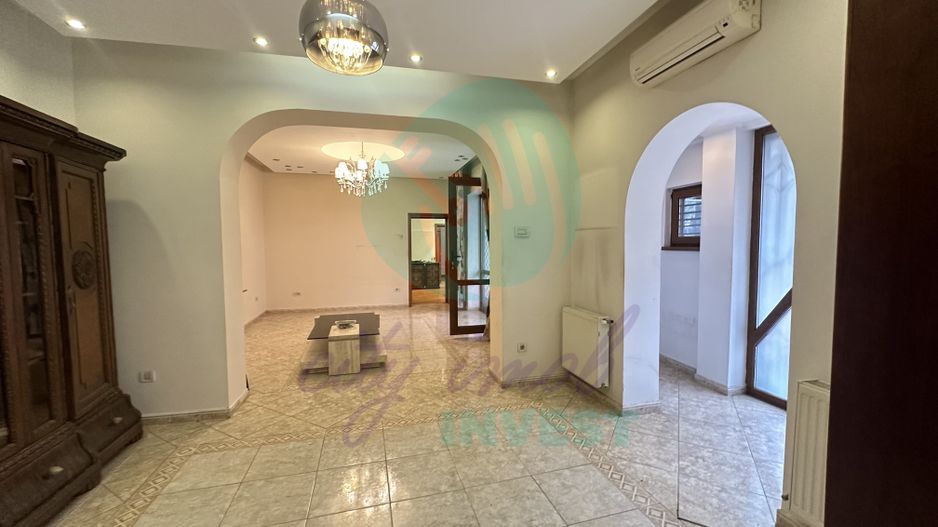 Casa formata din 2 corpuri cu TEREN 433 MP - Poză 10