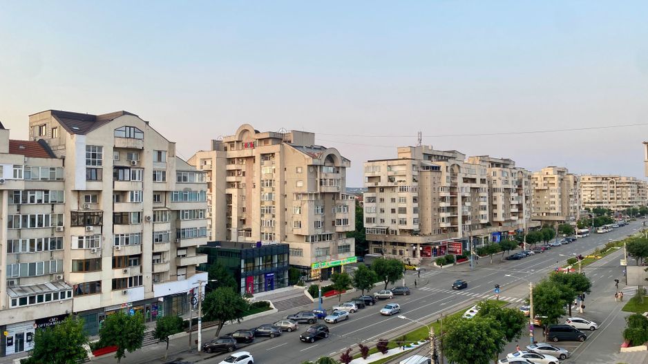 Apartament 2 camere, ultracentral - Poză 1