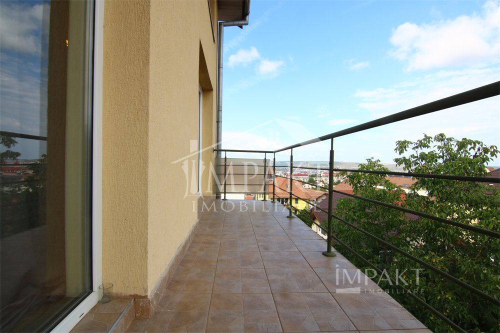 Apartament deosebit pe 3 niveluri, in Zorilor! - Poză 10