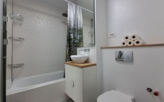 3 camere, La Cheie, 2 bai, Etaj 2/4 Grigorescu!! - Poză 13