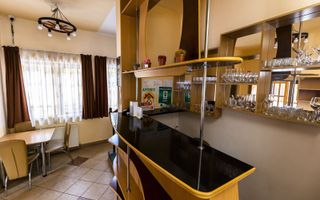 Pensiune 10 camere in statiunea Muntele Baisorii - Poză 8
