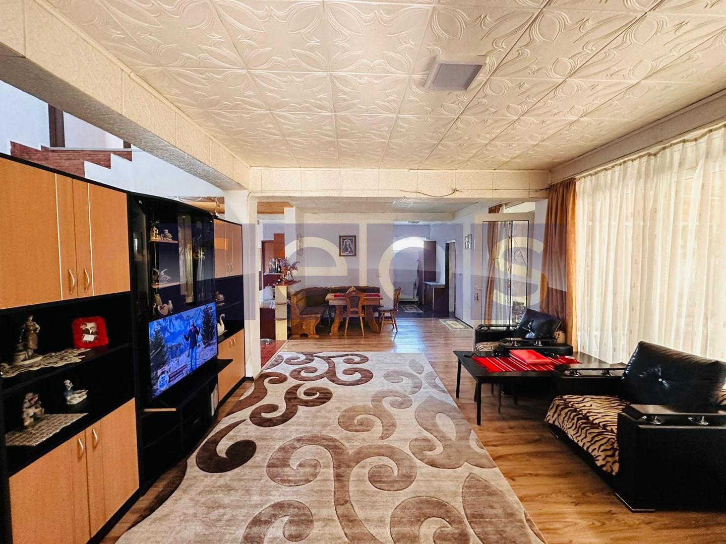 CASA DE VANZARE | CREVEDIA | 5 CAMERE - Poză 9