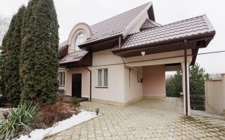 Chirie, casă, 3 camere, strada Plaiului, Botanica - Poză 1