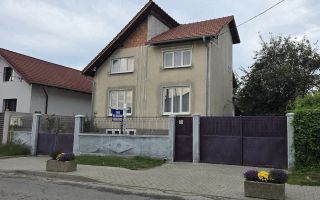 Casă în centrul municipiului Alba Iulia - Poză 1