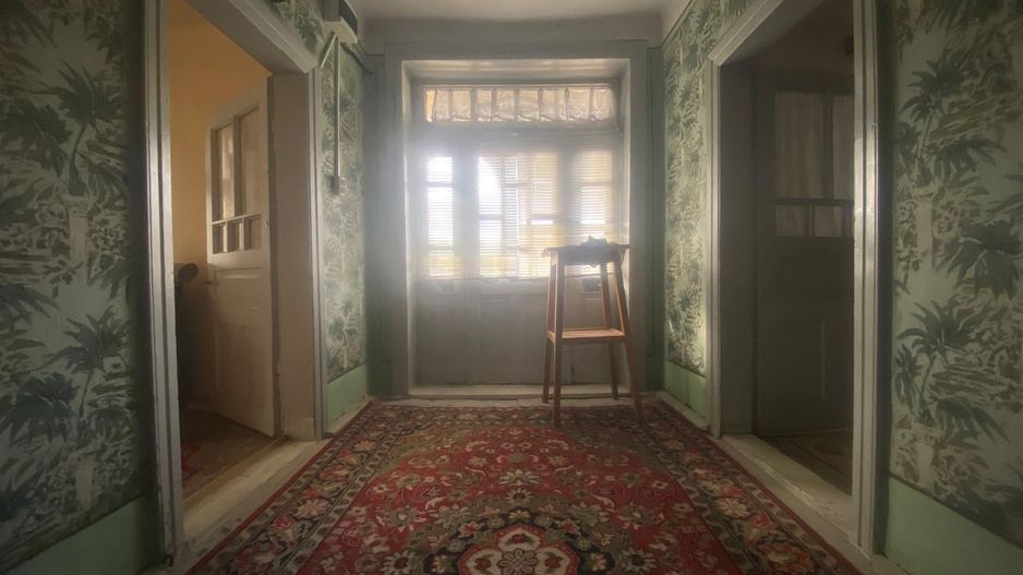 Vanzare casă cu teren generos în Săcueni, la 15 minute de Târgoviște - Poză 9