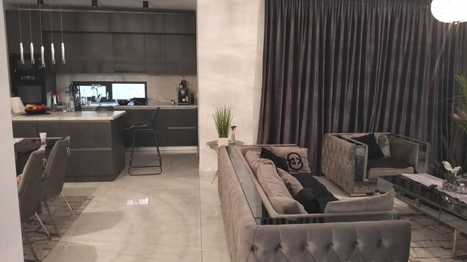 Duplex cu 5 camere despartit prin Garaj - Lidl - Poză 6