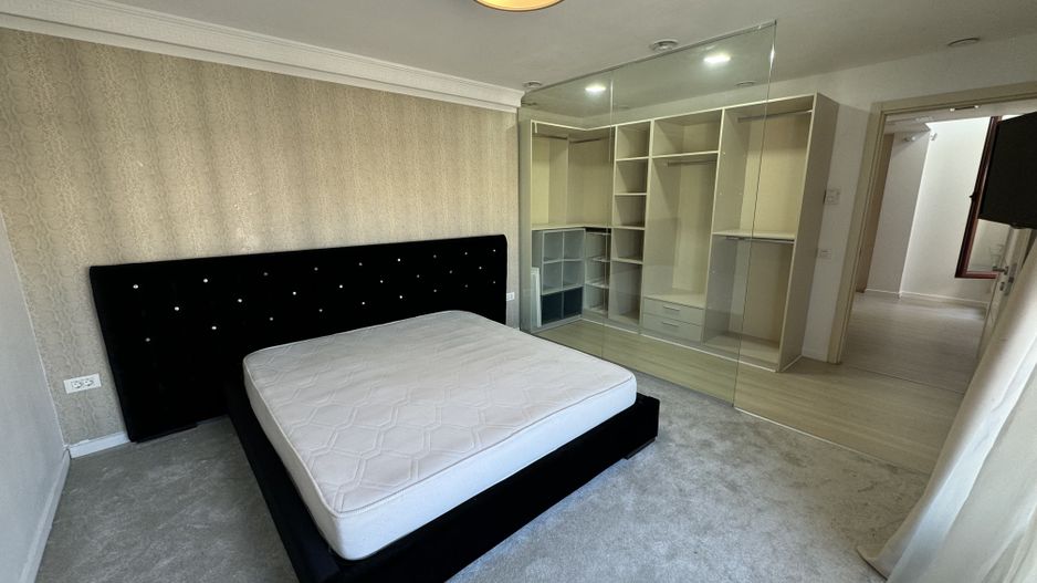 Triplex 5 Camere de Închiriat - Herăstrău, Cartierul Francez - Poză 5