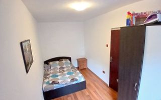 Apartament 2 camere Tecuci etaj 1 – zonă centrală - Poză 4