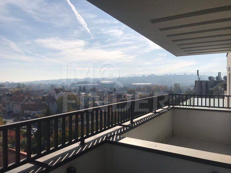 Vanzare penthouse, 450 mp construiti, 3 parcari,  zona Centrala - Poză 2