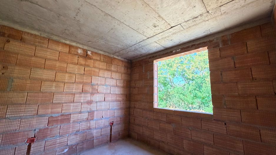 CASA INDIVIDUALA- ZONA SAGULUI - Poză 6