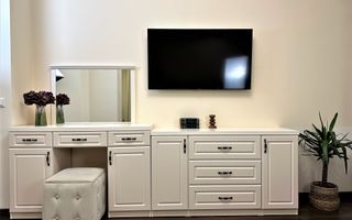 Chirie, casă, 2 nivele, 3 camere, strada Alexandru Bernardazzi, Centru - Poză 3