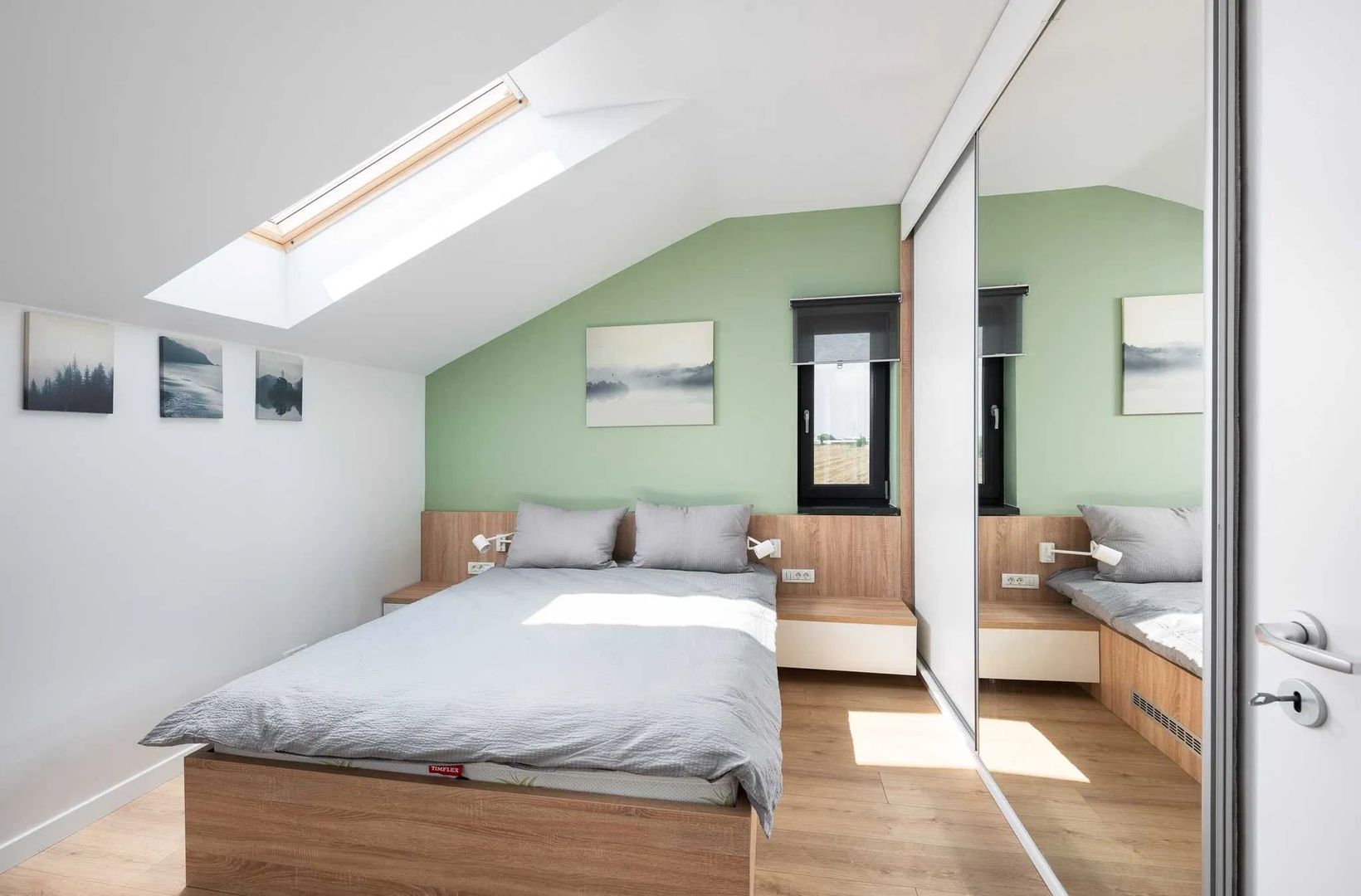 APARATMENT 2 CAMERE - Poză 2