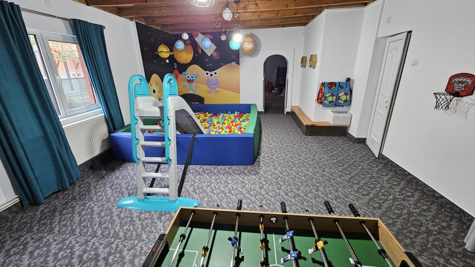 Spatiu de inchiriat 120 mp utili Campina central! - Poză 2