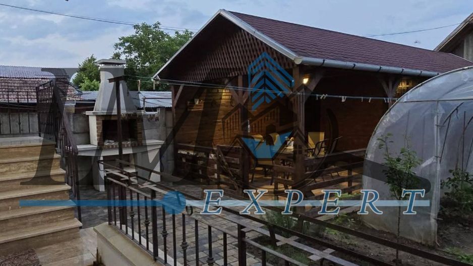 Casă de vânzare zona centrala Aiud - Poză 4