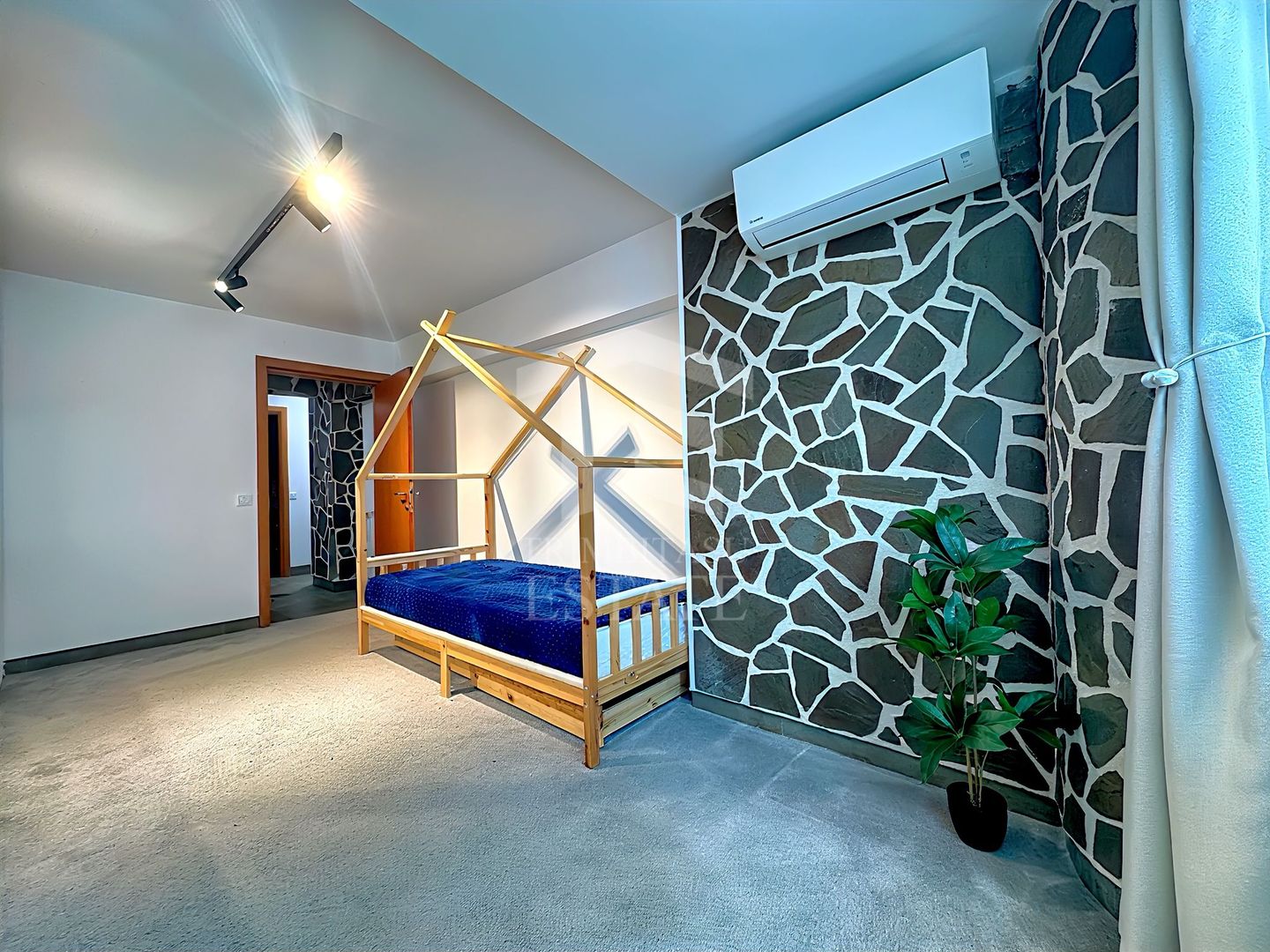 Decebal | 3 camere 97 mp utili | Centrală proprie | Etaj 2/8 - Poză 18