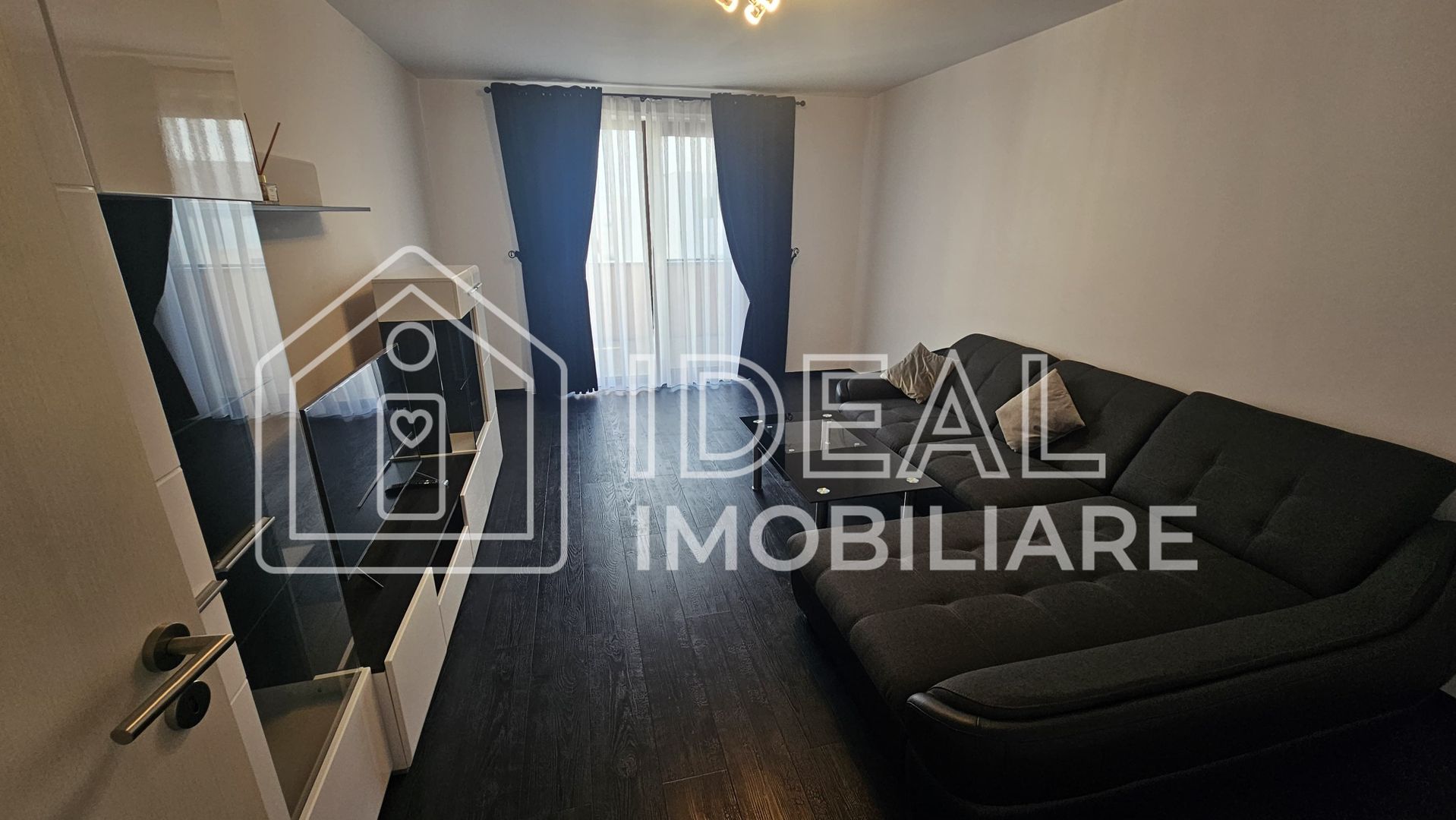 Penthouse Modern cu 3 camere si terasa, pe Doamna Stanca - Poză 10