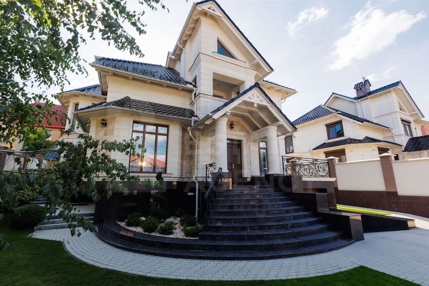 Vânzare, casă, 2 nivele, strada Teilor , Dumbrava - Poză 3