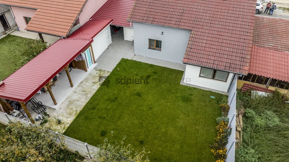 Sapient | Casă renovată situată la intrarea în loc. Nojorid - Poză 5